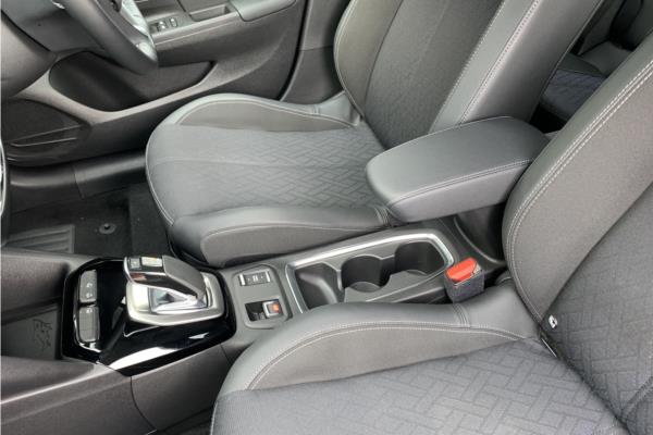 2021 Vauxhall Corsa 50kWh Elite Nav Premium Hatchback 5dr Electric Auto (7.4Kw Charger) (136 ps) - Cloth/Leather, photo 37