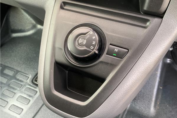 2020 Vauxhall Vivaro 2.0 Turbo D 3100 Elite Panel Van 5dr Diesel Auto L1 Euro 6 (s/s) (180 ps) - Cloth, photo 31