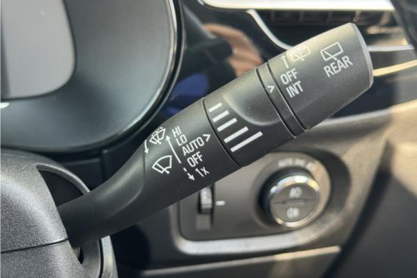 2024 Vauxhall Corsa-e 50kWh Elite Premium Hatchback 5dr Electric Auto (136 ps) - Captain Blue/Mistral Cloth/Leather effect, photo 28