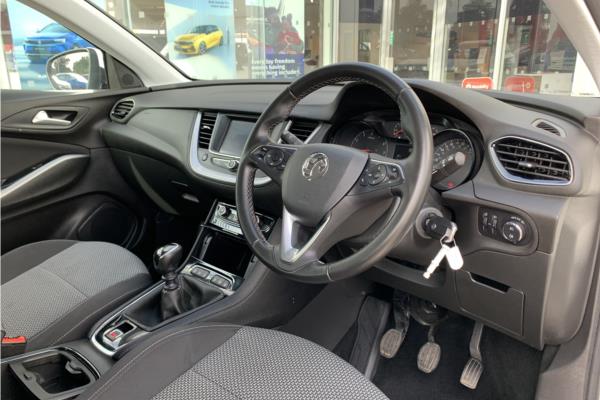 2019 Vauxhall Grandland X 1.2 Turbo GPF SE SUV 5dr Petrol Manual Euro 6 (s/s) (130 ps) - Cloth, photo 12
