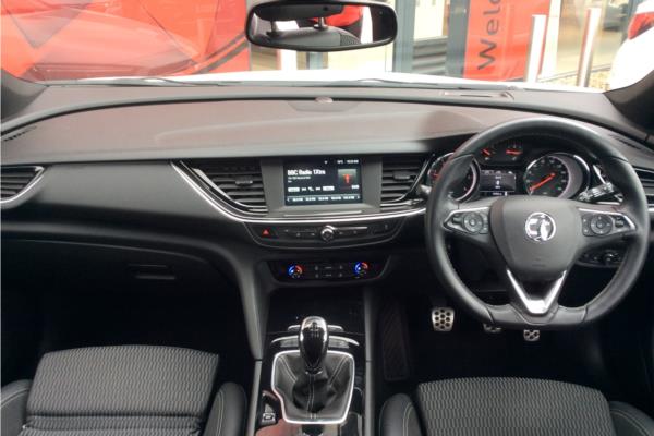 2019 Vauxhall Insignia 2.0 Turbo D BlueInjection SRi VX Line Nav Sports Tourer 5dr Diesel (s/s) (170 ps) - Cloth/Leather, photo 10