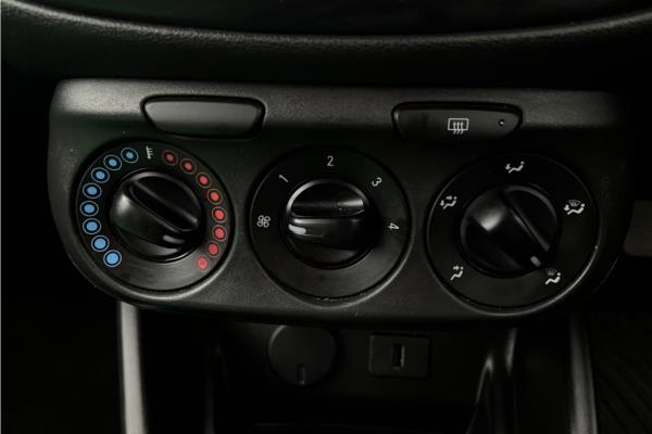 2018 Vauxhall Corsa 1.4i ecoTEC Sting Hatchback 3dr Petrol Euro 6 (75 ps)-sequence-15