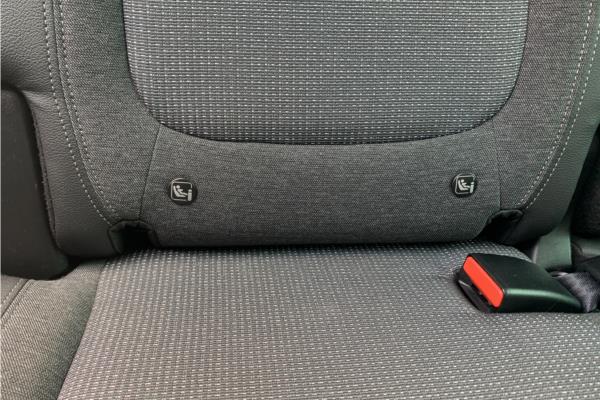 2021 Vauxhall Crossland 1.2 Turbo Elite Nav SUV 5dr Petrol Auto Euro 6 (s/s) (130 ps) - Cloth/Leather, photo 33