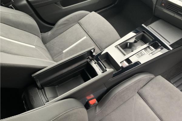 2023 Vauxhall Astra - Black Alcantara, photo 32