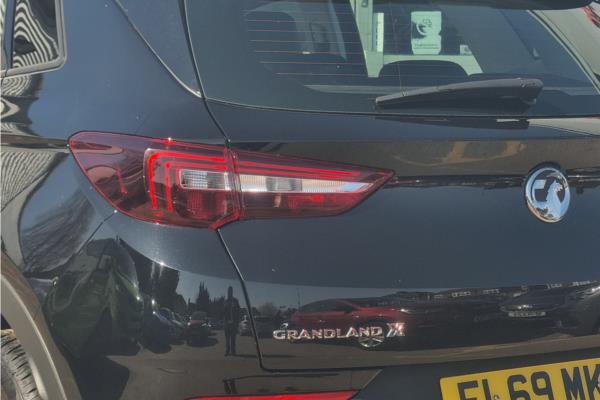 2019 Vauxhall Grandland X 1.2 Turbo GPF Sport Nav SUV 5dr Petrol Auto Euro 6 (s/s) (130 ps) - Cloth, photo 41