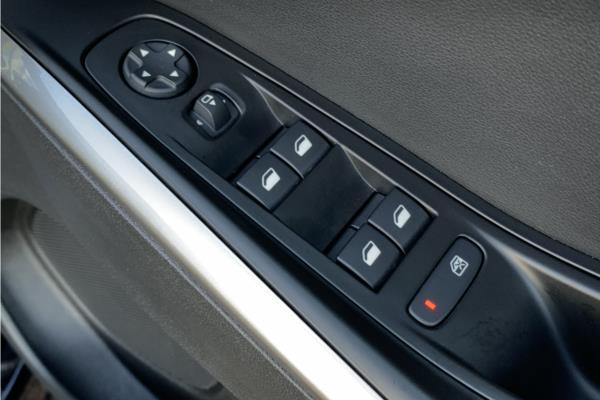 2023 Vauxhall Grandland 1.2 Turbo Ultimate SUV 5dr Petrol Auto Euro 6 (s/s) (130 ps) - Leather, photo 22