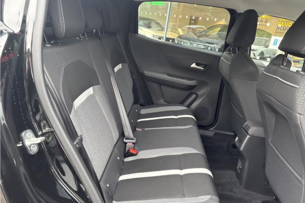 2025 Vauxhall Frontera 1.2 Hybrid [136] GS 5dr e-DCT6 - Ergo Feture Gry, photo 12