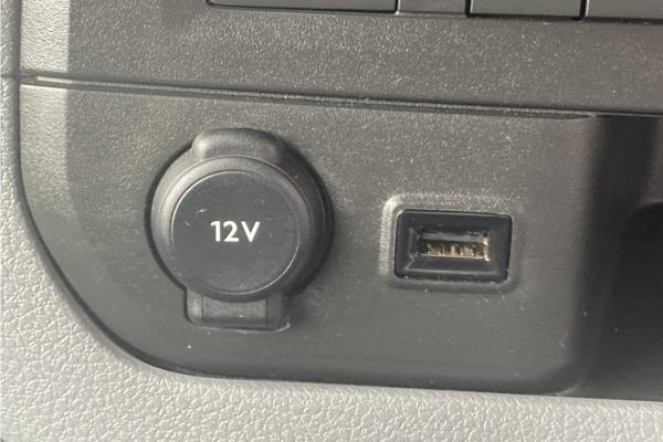 2020 VAUXHALL VIVARO - Cloth, photo 18