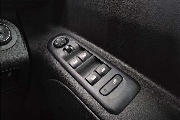 2021 Vauxhall Combo Life 1.2 Turbo Elite MPV 5dr Petrol Auto Euro 6 (s/s) (7 Seat) (130 ps) - Cloth, photo 29