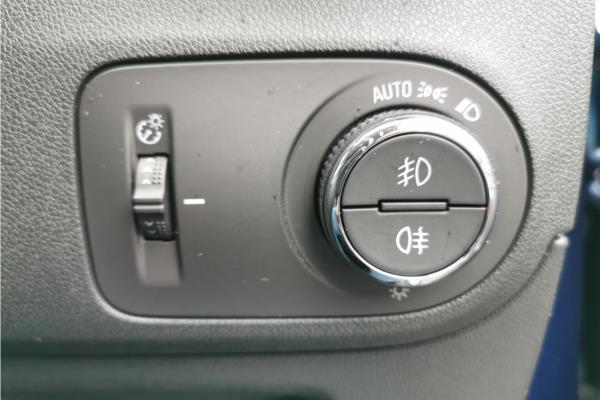 2022 Vauxhall Crossland 1.2 Turbo Ultimate SUV 5dr Petrol Auto Euro 6 (s/s) (130 ps) - Cloth/Alcantara, photo 21