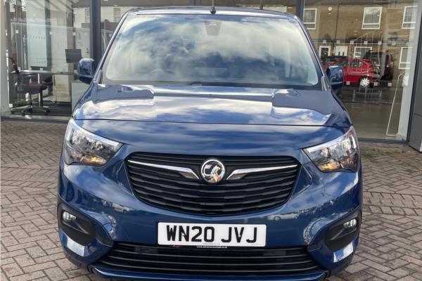 2020 Vauxhall Combo Life 1.2 Turbo Energy MPV 5dr Petrol Auto Euro 6 (s/s) (130 ps) - Cloth, photo 3