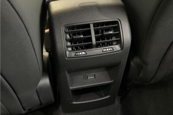 2024 VAUXHALL ASTRA - Jet Black Greta, photo 45