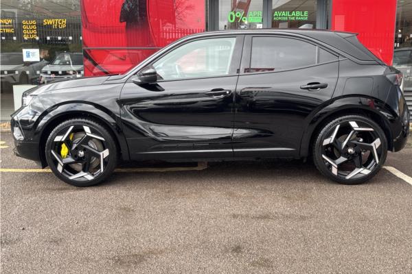 Vauxhall Mokka HAT 54kWh 11kWCh 281ps GSE - Blk Gse Alcntra, photo 4