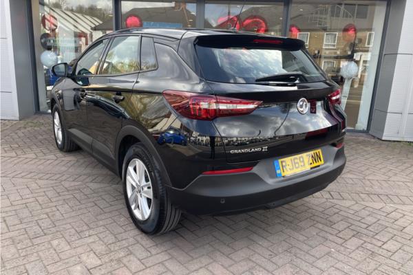 2020 Vauxhall Grandland X 1.2 Turbo SE SUV 5dr Petrol Manual Euro 6 (s/s) (130 ps) - Berson Black, photo 6