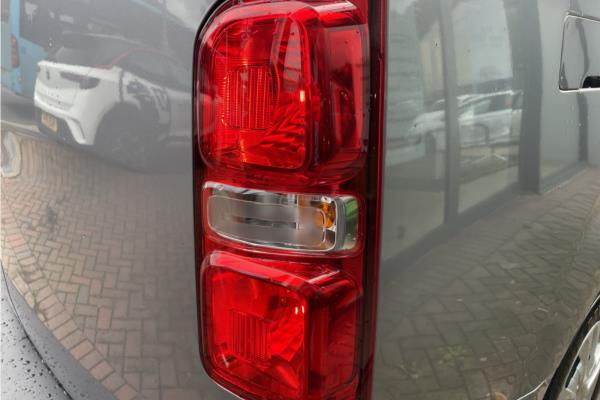 2021 Vauxhall Vivaro 2.0 Turbo D 3100 Sportive Panel Van 5dr Diesel Manual L2 H1 Euro 6 (s/s) (120 ps) - Cloth, photo 31