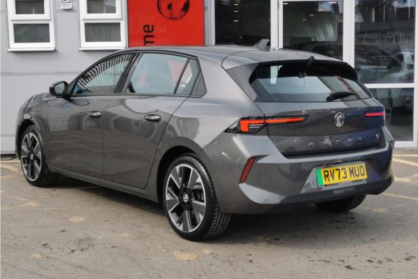 2024 Vauxhall Astra Electric 54kWh Design Hatchback 5dr Electric Auto (156 ps) - Jet Blck Modene, photo 6