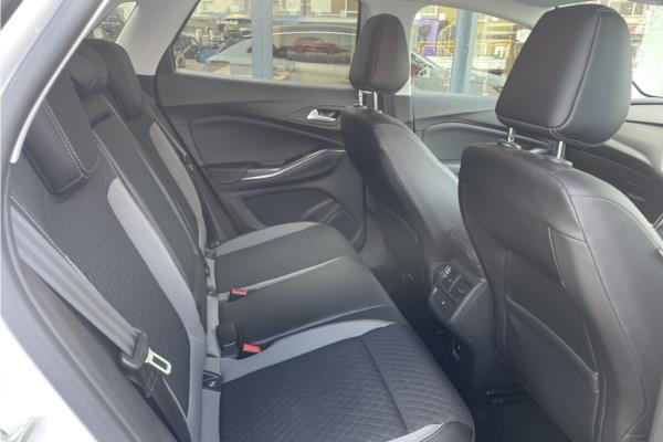 2021 Vauxhall Grandland X 1.2 Turbo Griffin Edition SUV 5dr Petrol Manual Euro 6 (s/s) (130 ps) - Berson Black, photo 13