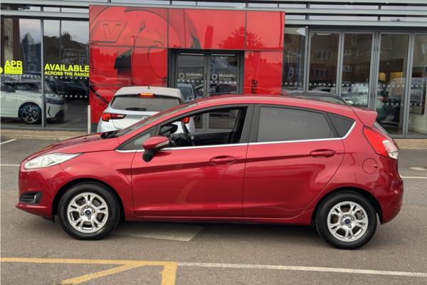 Non Franchise 2017 Ford Fiesta 1.5 TDCi ECOnetic Titanium Hatchback 5dr Diesel Manual Euro 6 (s/s) (95 ps) - Fabic - Cloth, photo 5
