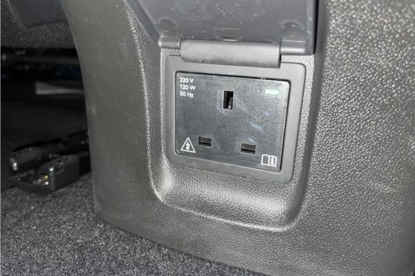 2019 Vauxhall Grandland X 1.5 Turbo D BlueInjection Sport Nav SUV 5dr Diesel Auto Euro 6 (s/s) (130 ps) - Cloth, photo 38