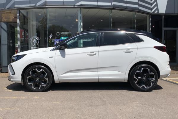 2022 Vauxhall Grandland 1.2 Turbo Elite SUV 5dr Petrol Manual Euro 6 (s/s) (130 ps) - Berson Black, photo 5