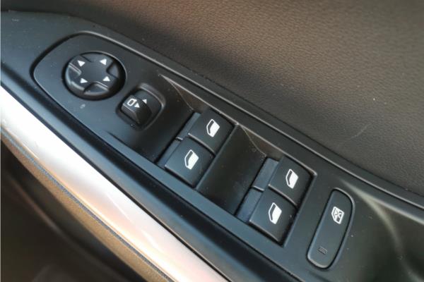 2022 Vauxhall Grandland 1.2 Turbo GS Line SUV 5dr Petrol Auto Euro 6 (s/s) (130 ps) - Cloth, photo 22