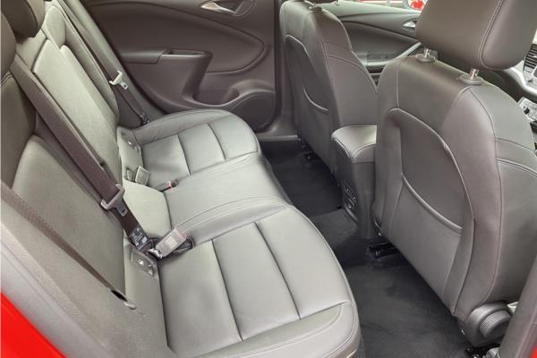 2018 Vauxhall Astra 1.4i Turbo Elite Nav Hatchback 5dr Petrol (150 ps) - Leather, photo 13