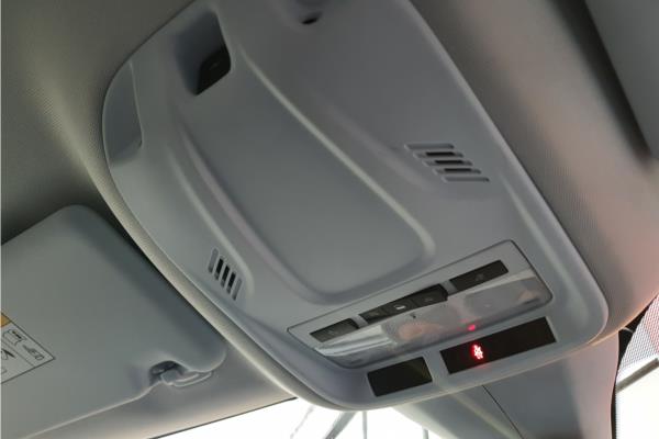 2019 Vauxhall Grandland X 1.2 Turbo GPF Sport Nav SUV 5dr Petrol Auto Euro 6 (s/s) (130 ps) - Cloth, photo 25
