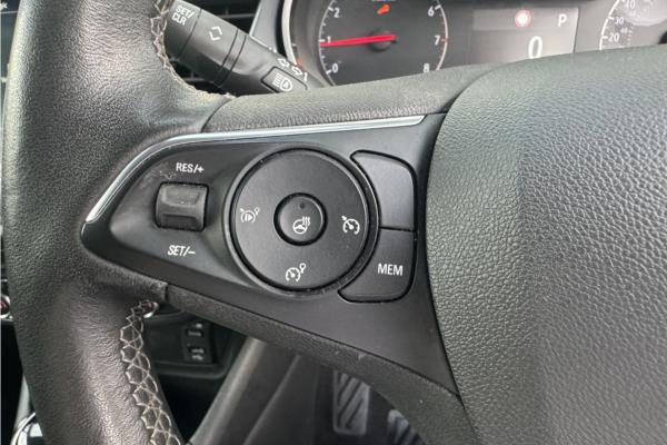2022 Vauxhall Crossland 1.2 Turbo Ultimate SUV 5dr Petrol Auto Euro 6 (s/s) (130 ps) - Cloth/Alcantara, photo 18