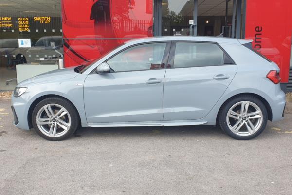 Non Franchise 2021 Audi A1 1.0 TFSI 30 S line Sportback 5dr Petrol S Tronic Euro 6 (s/s) (110 ps) - Standard, photo 5