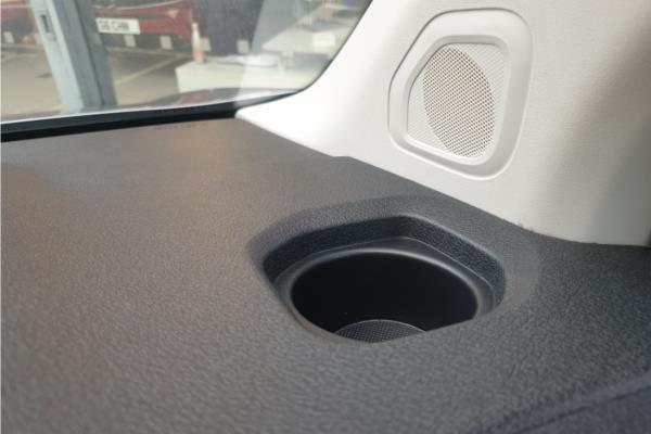 2024 Vauxhall Vivaro-e Life 50kWh Combi MPV 5dr Electric Auto LWB (9 Seat, 11kW Charger) (136 ps) - Curitiba Triton, photo 24
