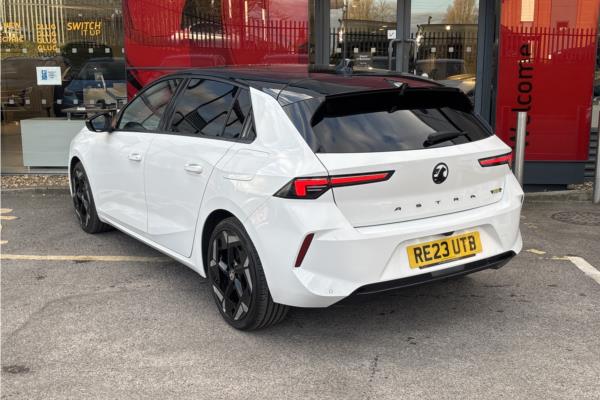 2023 Vauxhall Astra - Black Alcantara, photo 6