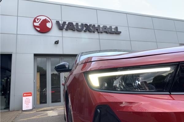 2024 VAUXHALL ASTRA - Jet Black Greta, photo 40