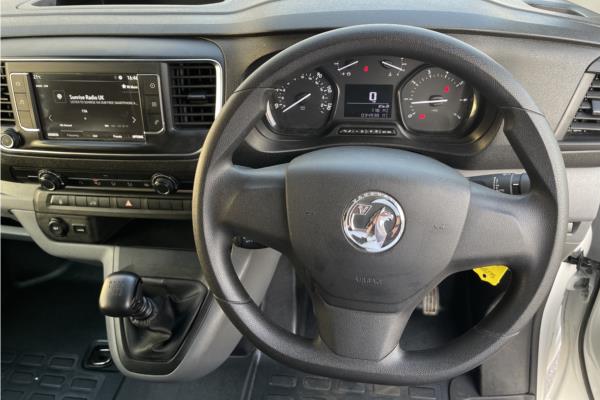 2019 Vauxhall Vivaro 2.0 Turbo D 3100 Sportive Panel Van 5dr Diesel Manual L2 H1 Euro 6 (s/s) (120 ps) - Cloth, photo 11