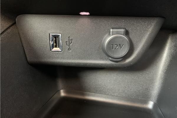 2021 Vauxhall Corsa-e 50kWh SE Nav Premium Hatchback 5dr Electric Auto (7.4Kw Charger) (136 ps) - Cloth, photo 24