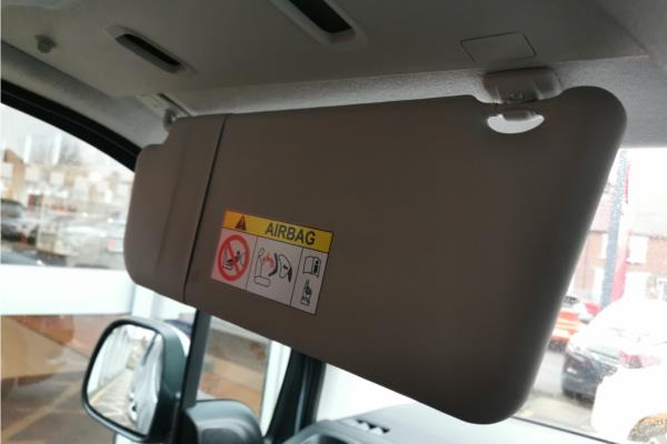 2021 Vauxhall Combo Life 1.2 Turbo Elite MPV 5dr Petrol Auto Euro 6 (s/s) (130 ps) - Cloth, photo 30