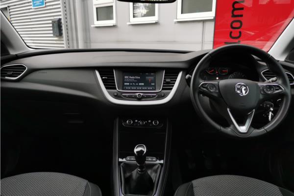 2020 Vauxhall Grandland X 1.2 Turbo GPF SE SUV 5dr Petrol Manual Euro 6 (s/s) (130 ps) - Cloth, photo 10