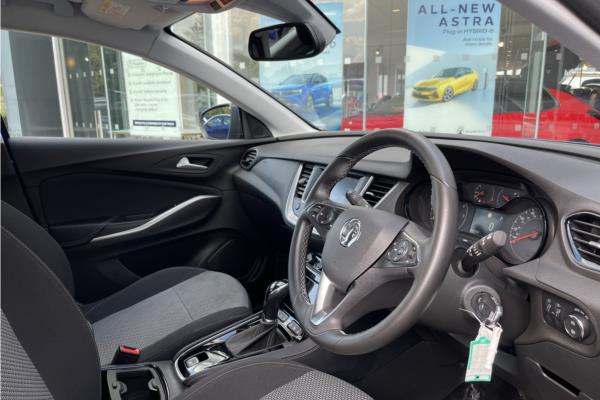 2018 Vauxhall Grandland X 1.2 Turbo SE SUV 5dr Petrol Auto Euro 6 (s/s) (130 ps) - Cloth, photo 12