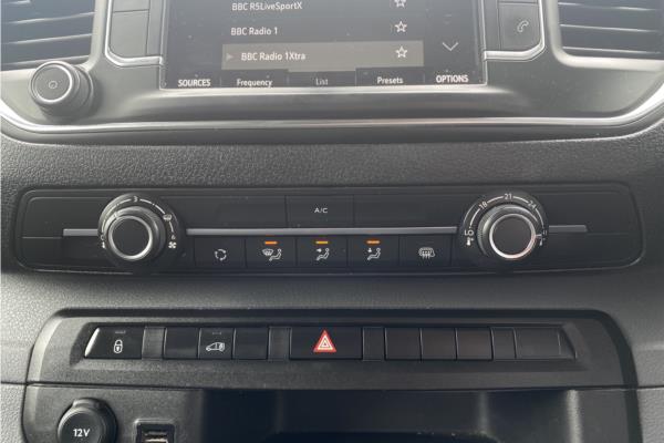 2020 Vauxhall Vivaro 1.5 Turbo D 2900 Sportive Panel Van 5dr Diesel Manual L2 Euro 6 (s/s) (100 ps) - Cloth, photo 12