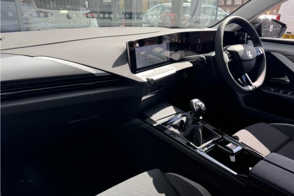 Vauxhall Astra* 5Dr 54kWh 11kWCh Ultimate AU - Jet Blk+alcantr, photo 14
