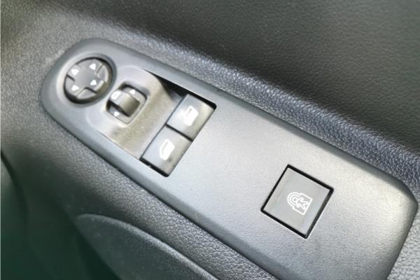 2020 Vauxhall Combo Life 1.5 Turbo D BlueInjection Energy MPV 5dr Diesel Manual Euro 6 (s/s) (130 ps) - Cloth, photo 22