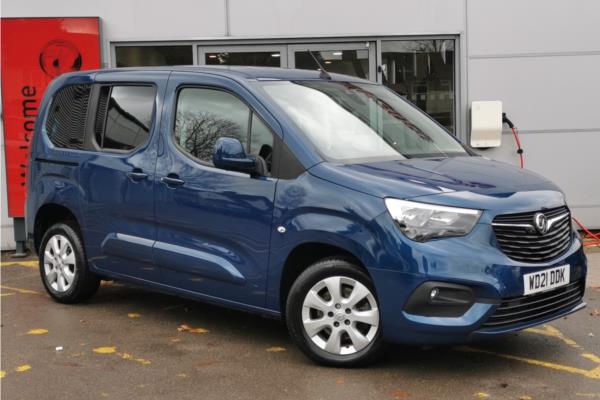 2021 Vauxhall Combo Life 1.2 Turbo SE MPV 5dr Petrol Auto Euro 6 (s/s) (7 Seat) (130 ps) - Cloth, video preview