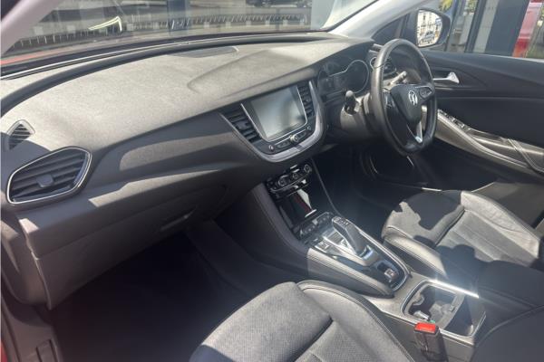 2020 Vauxhall Grandland X 1.6 13.2kWh Ultimate Nav SUV 5dr Petrol Plug-in Hybrid Auto 4WD Euro 6 (s/s) Hybrid4 (300 ps) - Leather, photo 15