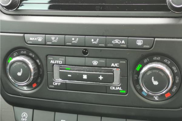 Non Franchise 2017 Skoda Yeti 1.2 TSI SE Drive Outdoor 5dr Petrol DSG Euro 6 (s/s) (110 ps) - Fabic - Cloth, photo 16