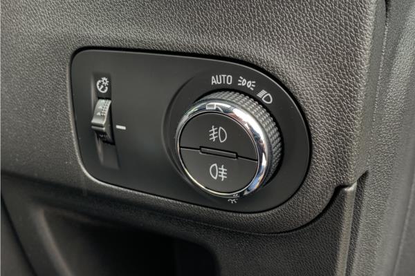 2022 Vauxhall Crossland 1.2 Turbo Elite Edition SUV 5dr Petrol Auto Euro 6 (s/s) (130 ps) - Cloth, photo 21