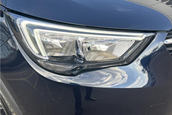 2019 Vauxhall Crossland X 1.2 Turbo GPF Elite Nav SUV 5dr Petrol Auto Euro 6 (s/s) (110 ps) - Cloth, photo 40