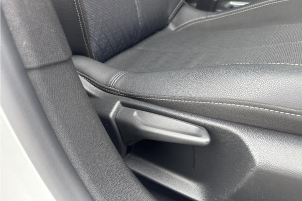2020 Vauxhall Corsa 1.2 Turbo Elite Nav Hatchback 5dr Petrol Auto Euro 6 (s/s) (100 ps) - Cloth, photo 29