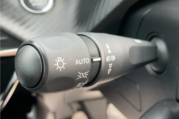 Non Franchise 2021 Peugeot 2008 1.2 PureTech Allure Premium SUV 5dr Petrol Manual Euro 6 (s/s) (100 ps) - Fabic - Cloth, photo 27