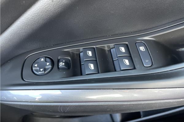 2020 VAUXHALL GRANDLAND - Cloth, photo 21