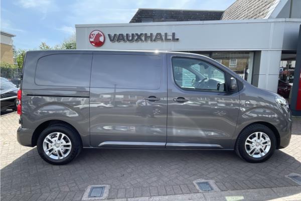 2019 VAUXHALL VIVARO 2700 1.5d 120PS Sportive H1 Van-sequence-8