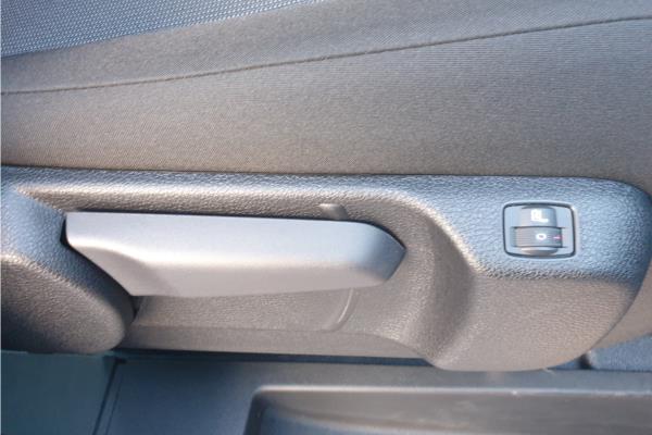 2024 Vauxhall Vivaro-e Life 50kWh Combi MPV 5dr Electric Auto LWB (9 Seat, 11kW Charger) (136 ps) - Curitiba Triton, photo 29